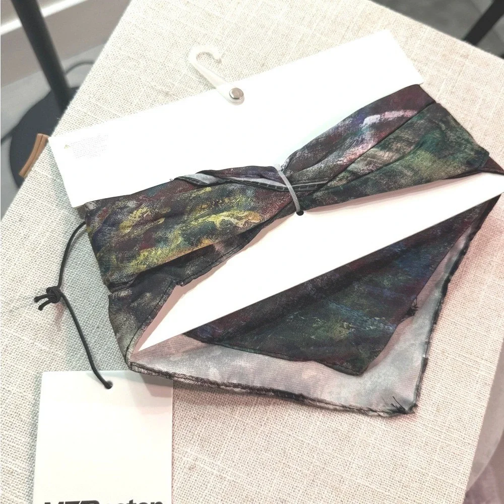 MFA Boston scarf 27